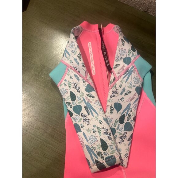 Dive & Sail Kids Pink Full-Body Wetsuit M 90% Neoprene 10% Nylon With Floral Sle - Picture 4 of 8